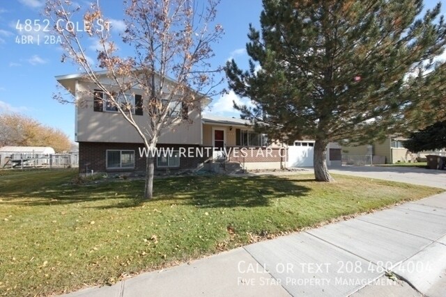 Primary Photo - 4852 Cole St
