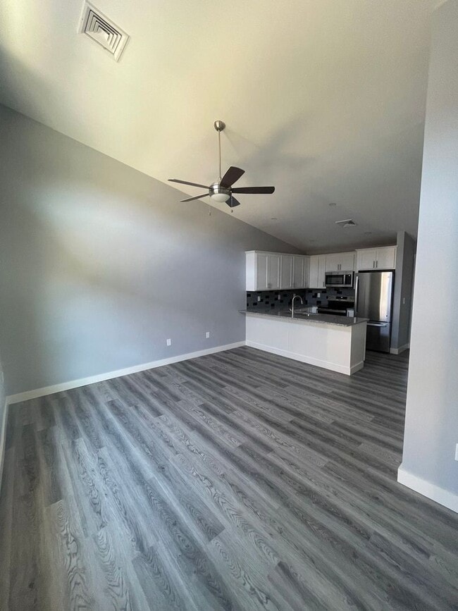 Interior Photo - Pointe Northwest - Pointe Place Development