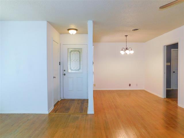 Building Photo - 1502 Linden Dr