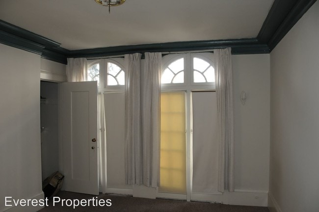 Building Photo - 2126 Bancroft Way