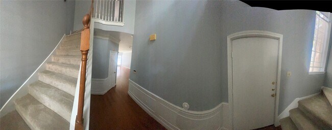 Building Photo - 5515 Strack Rd
