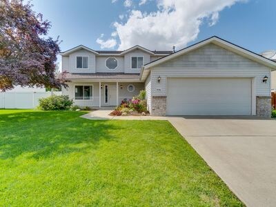 Foto del edificio - 9190 Torrey Ln