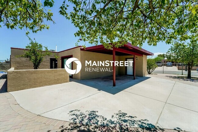 Foto del edificio - 4 Bedroom Pet-Friendly Home in TUCSON, AZ ...