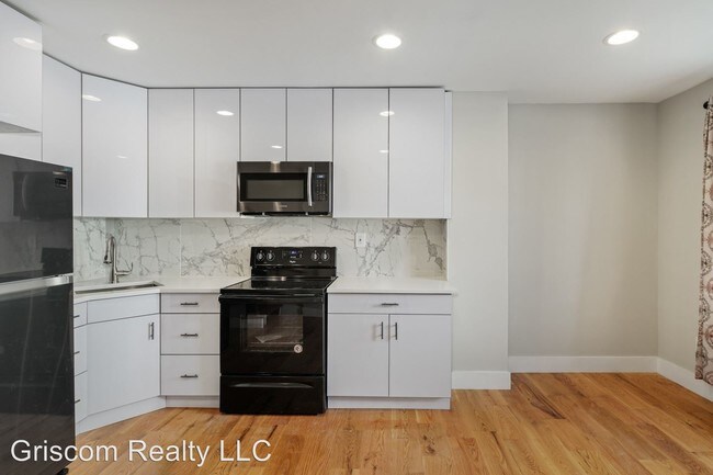 Building Photo - 3 br, 3 bath House - 4057 Fairhill st