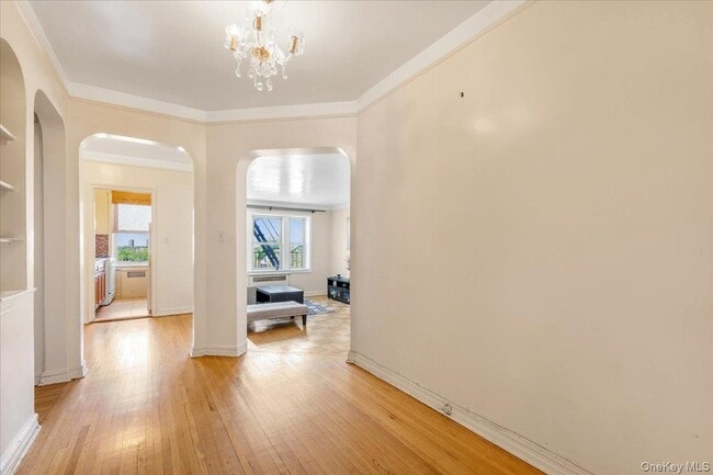 Foto del edificio - 84-49 168th St