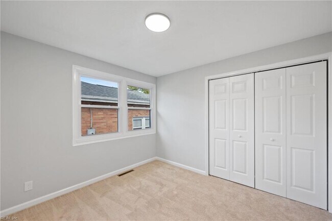 Foto del edificio - 2810 Roanoke Ave