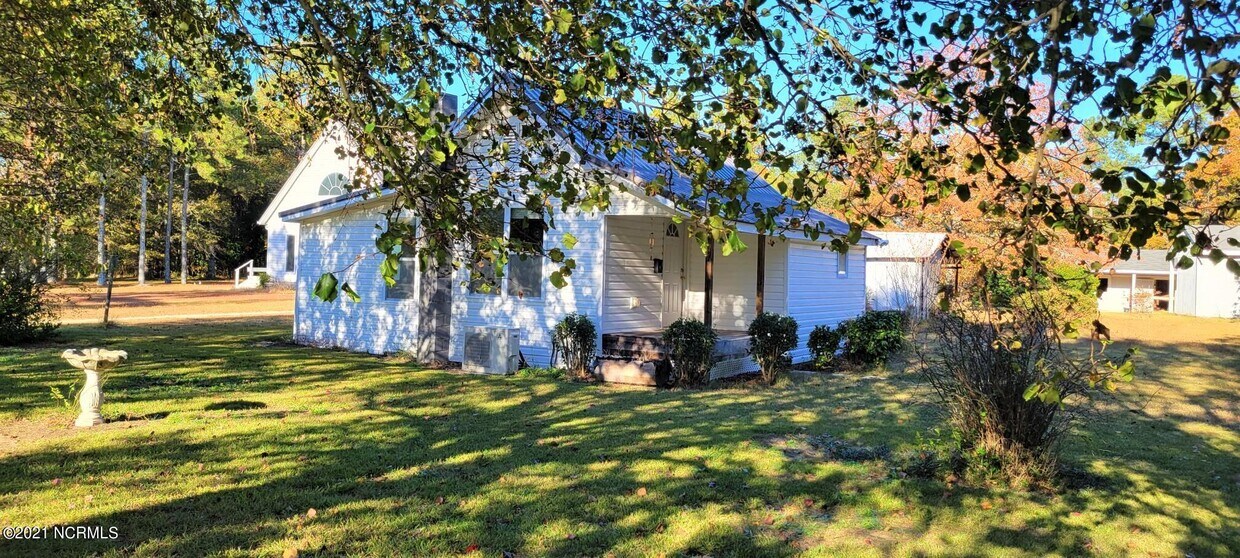 5017 Beulah Hill Church Rd, West End, NC 27376 House Rental in West