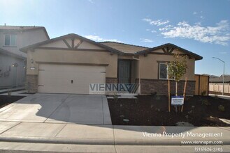 Building Photo - 4451 Duckhawk Cir