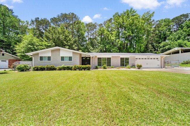 Building Photo - 4019 Flintridge Dr