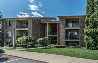 Building Photo - 2605 Greenstone Blvd