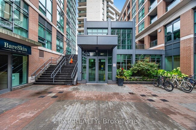 Building Photo - 1171-1171 Queen St W