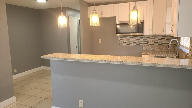 Foto del edificio - 10704 N 15th St