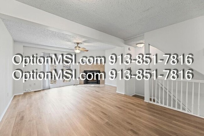 Building Photo - Minutes from KU MED~