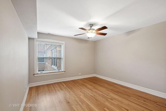 Foto del edificio - 621 Washington Blvd
