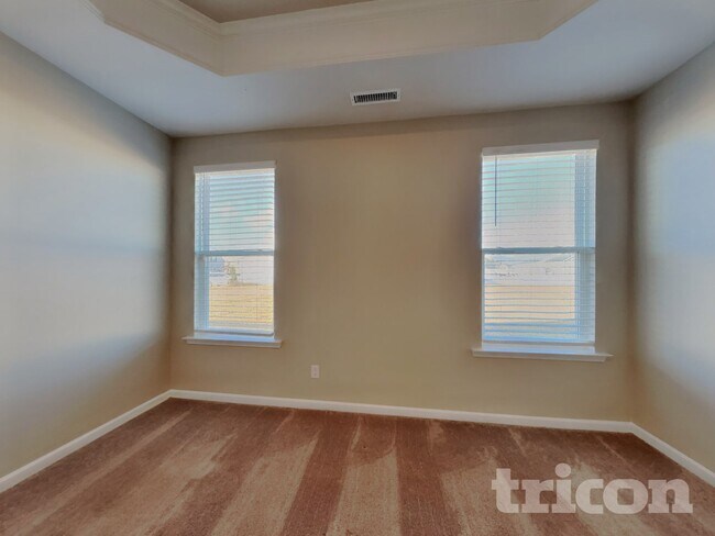 Building Photo - 244 Hopper Cir