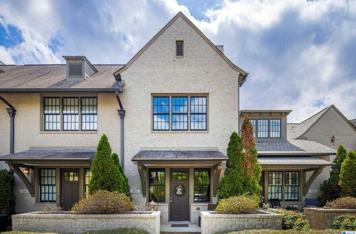 Foto principal - 605 Barristers Ct