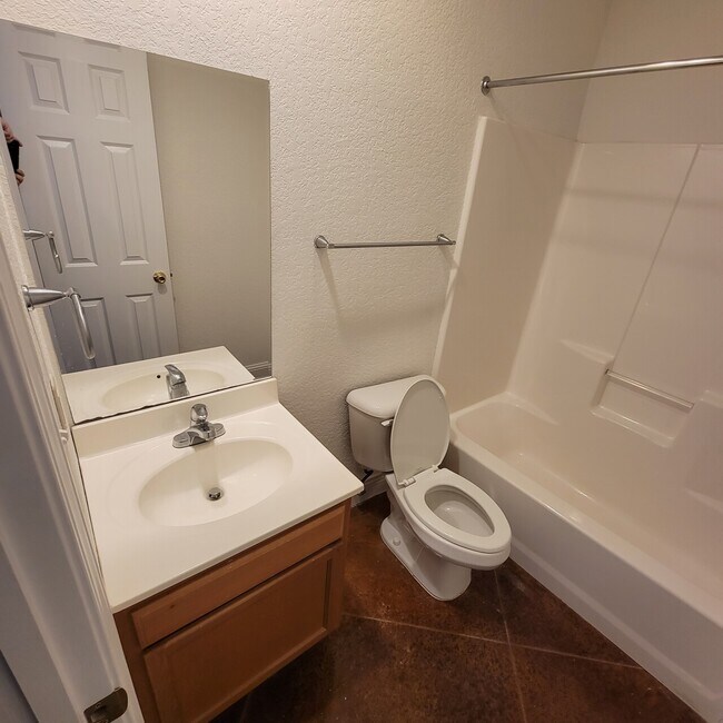 Foto del edificio - South Moore