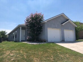 Building Photo - 7222 Golf Way