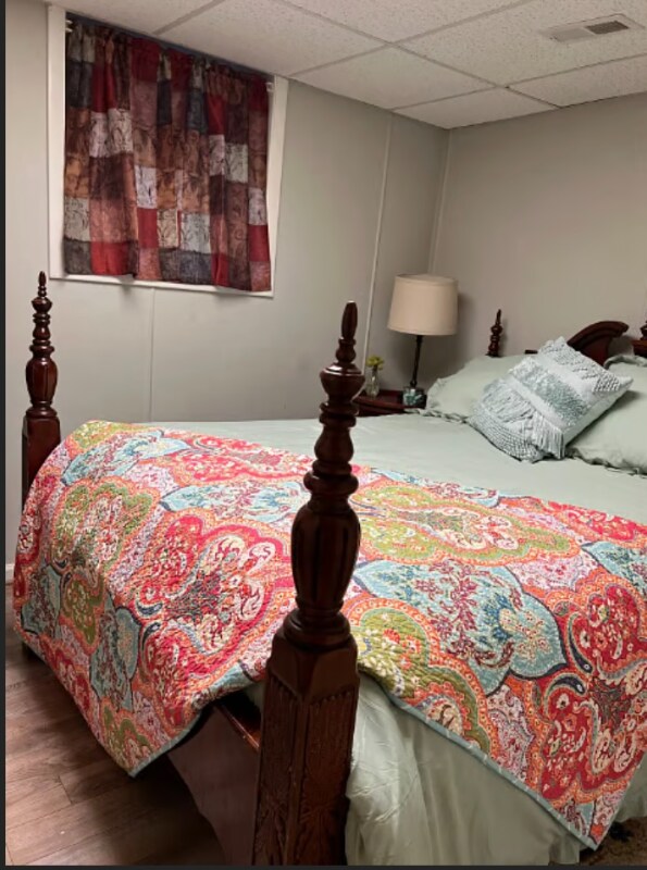 Foto del edificio - 122 Tucker Dr