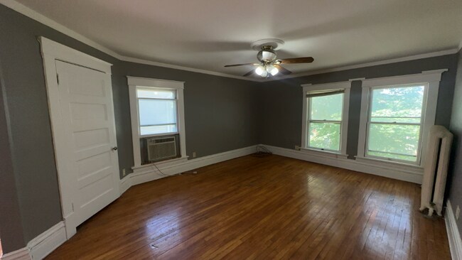 Building Photo - 314 Locust St