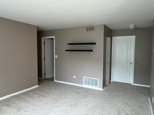 Foto del edificio - 629 N Deer Run Dr
