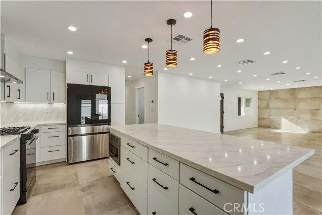 Foto del edificio - 22255 Wyandotte St