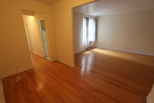 Building Photo - 11406 Queens Blvd