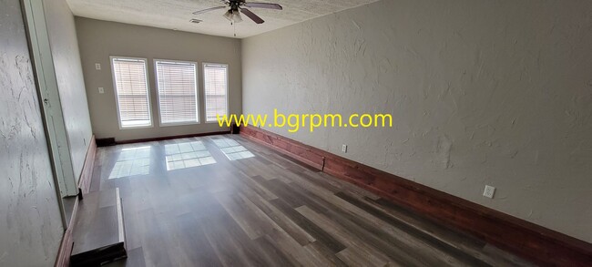 Foto del edificio - 3 Bd, 1 1/2 BA, home in Jacksonville