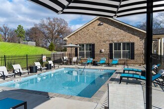 Building Photo - 360 Luxury Townhomes