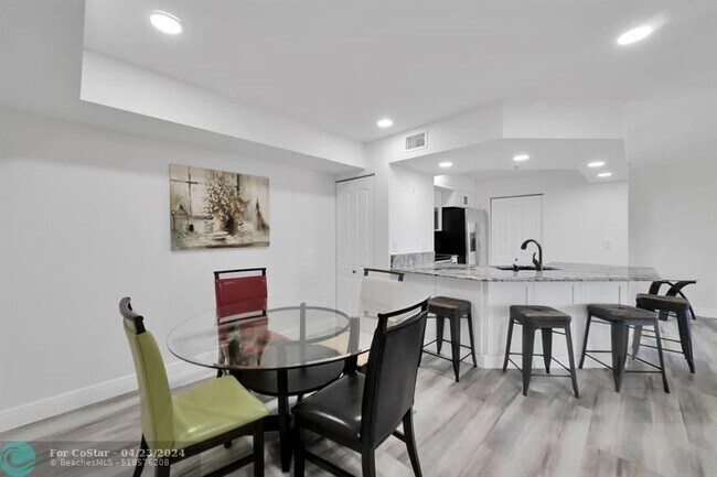 Foto del edificio - 3744 NW Adriatic Ln