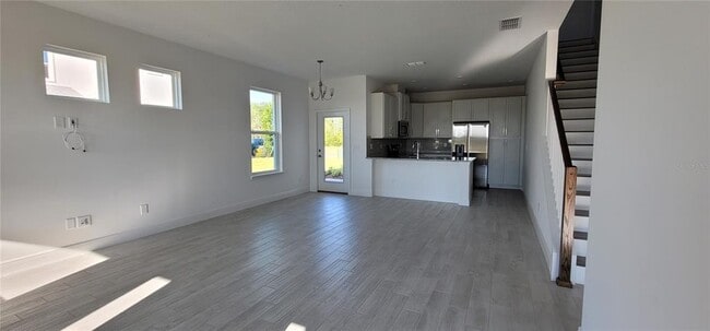 Building Photo - 14253 Kellogg Ave