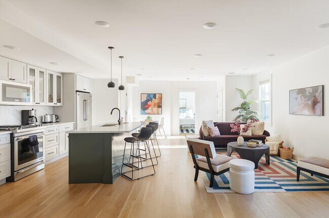 Foto del edificio - 84 Highland Ave