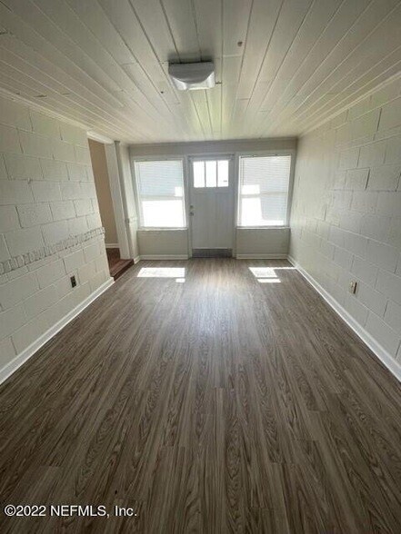 Foto del edificio - 4737 Blount Ave