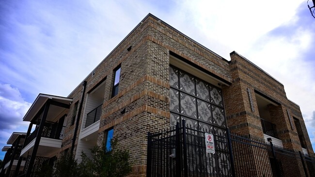Photo - 1606 El Paso St (San Antonio, TX) Apartment
