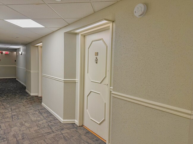 Foto del edificio - 2479 Peachtree Rd NE