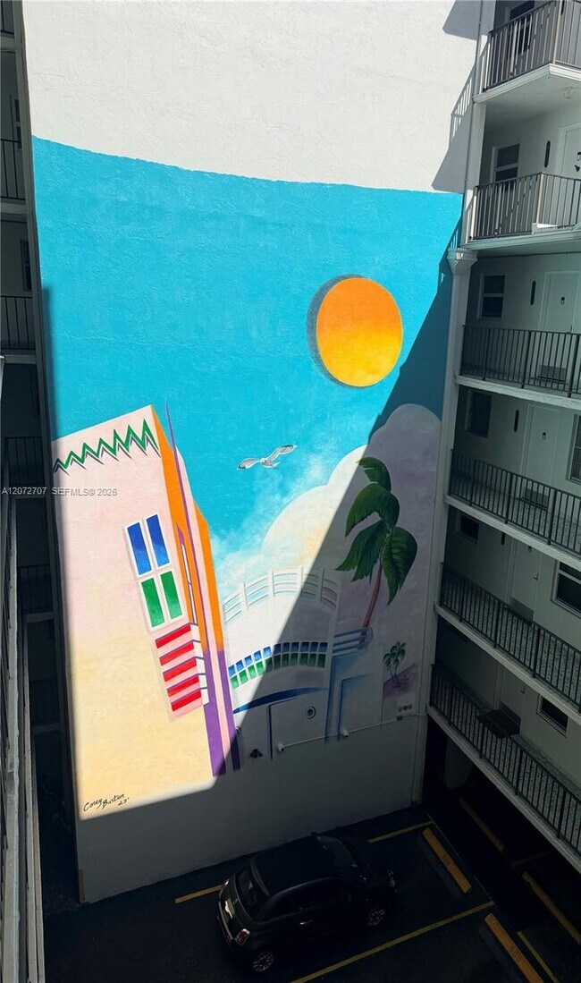 Foto del edificio - 720 Collins Ave