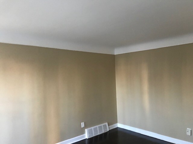 Foto del edificio - 20443 Yonka St