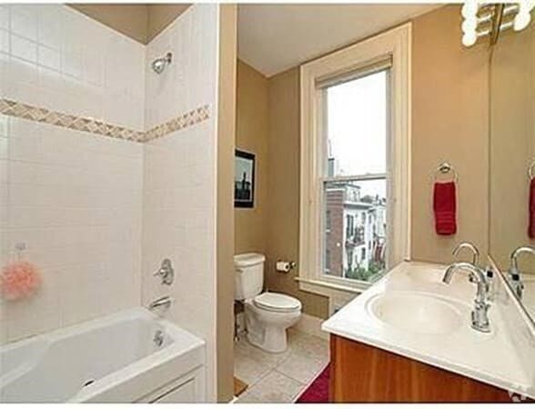 Building Photo - 271 K St