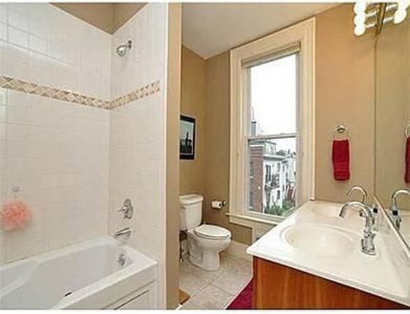 Primary Photo - 271 K St