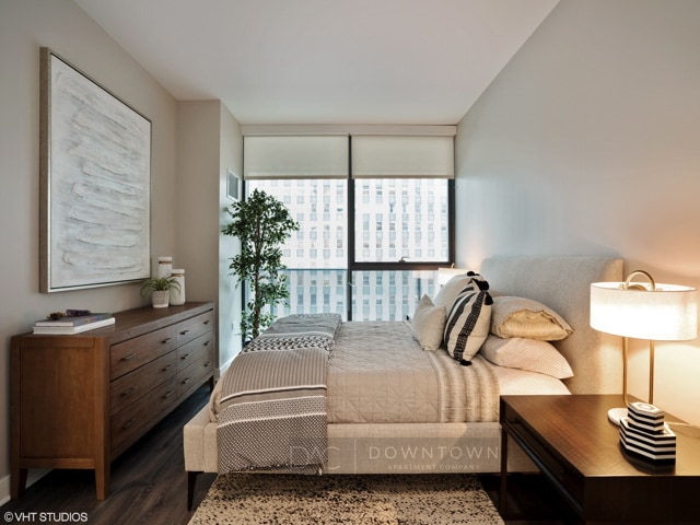 Photo - 355 W Hubbard St Apartment