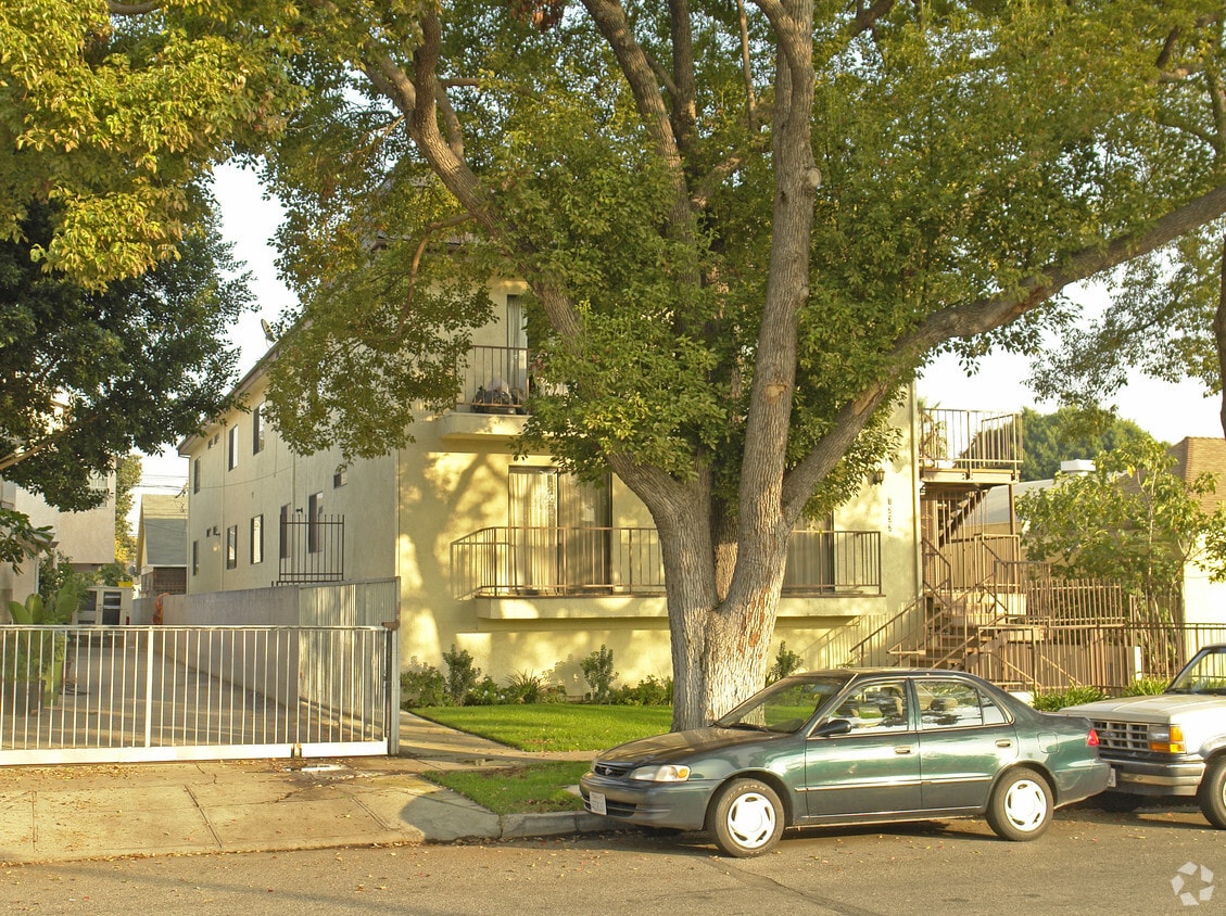 Building Photo - 1232 Lodi Pl