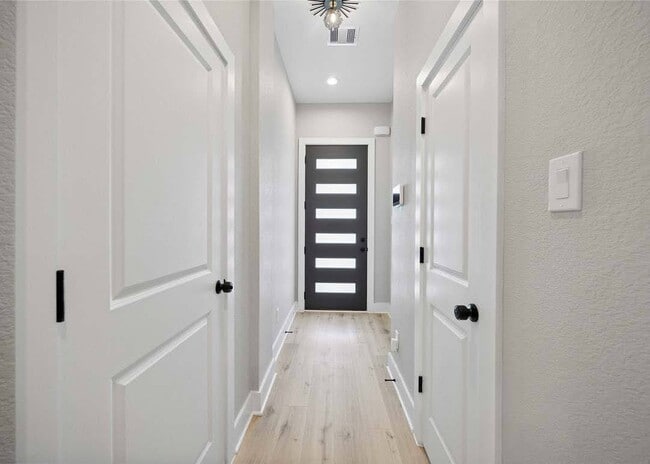 Photo - 217 Pheasant St Townhome