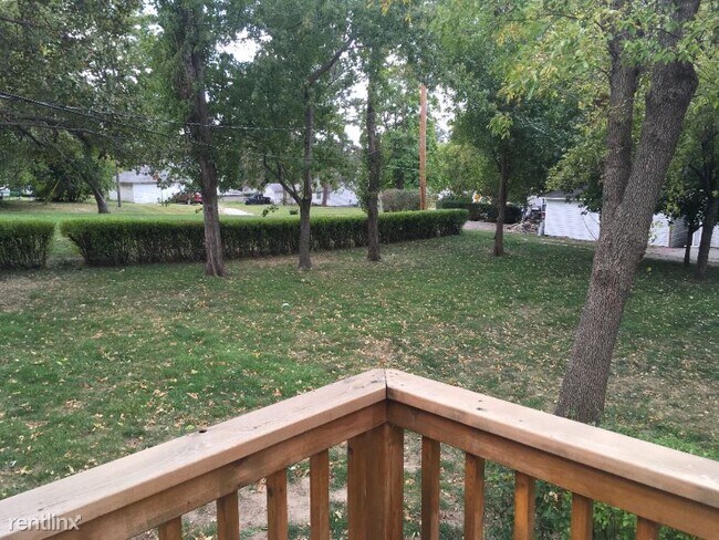 Foto del edificio - 2 br, 2 bath House - 4978 S. 132nd Ave.