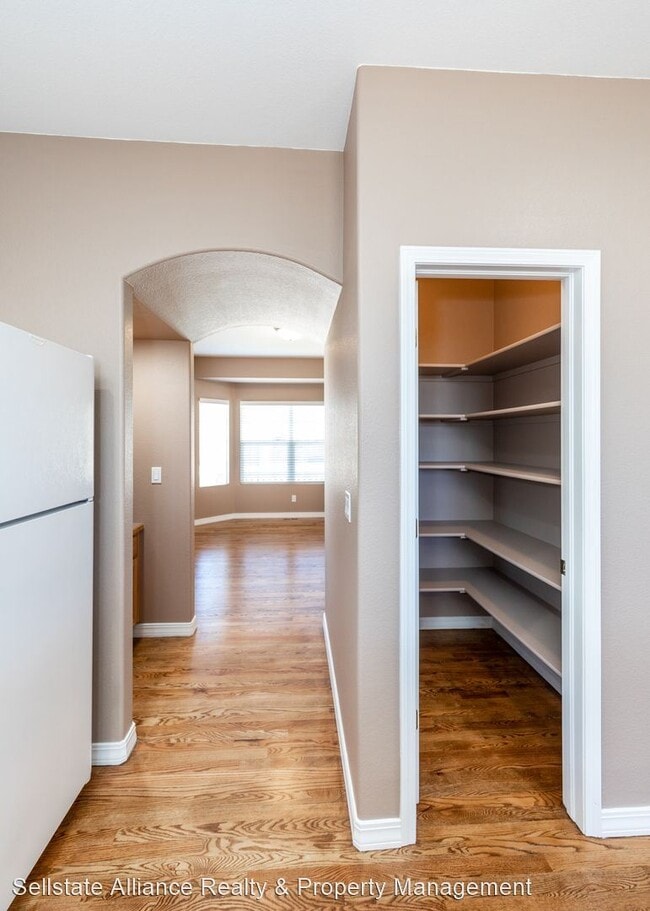 Building Photo - 4 br, 2.5 bath House - 6815 Prairie Wind D...