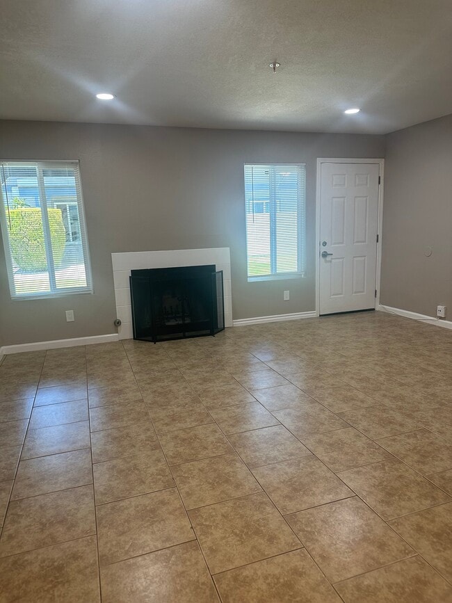 Photo - 17464 Upland Ave Apartment