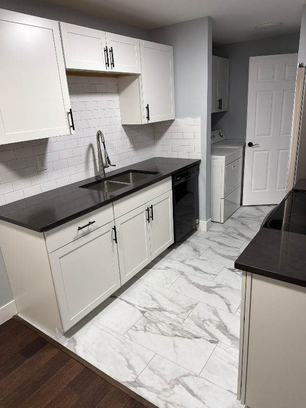 Foto del edificio - 9461 Vance Ct