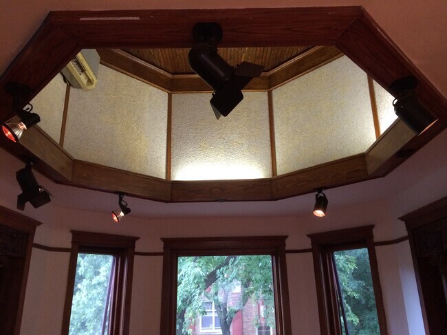 Foto del edificio - 2201 W Cortez St