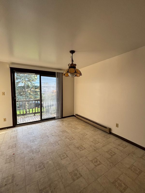 Foto del edificio - 25 Barton Ct