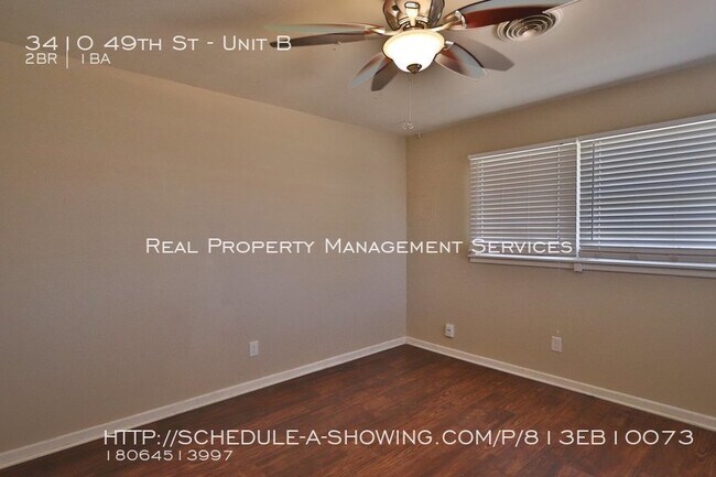 Building Photo - Pet Friendly 2 Bedroom 1 Bath Duplex
