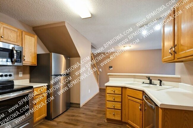 Foto del edificio - 1321 SE Delaware Ave